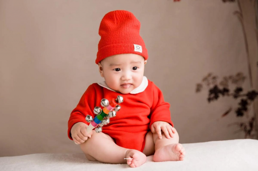 河北六个月宝宝总是摇头